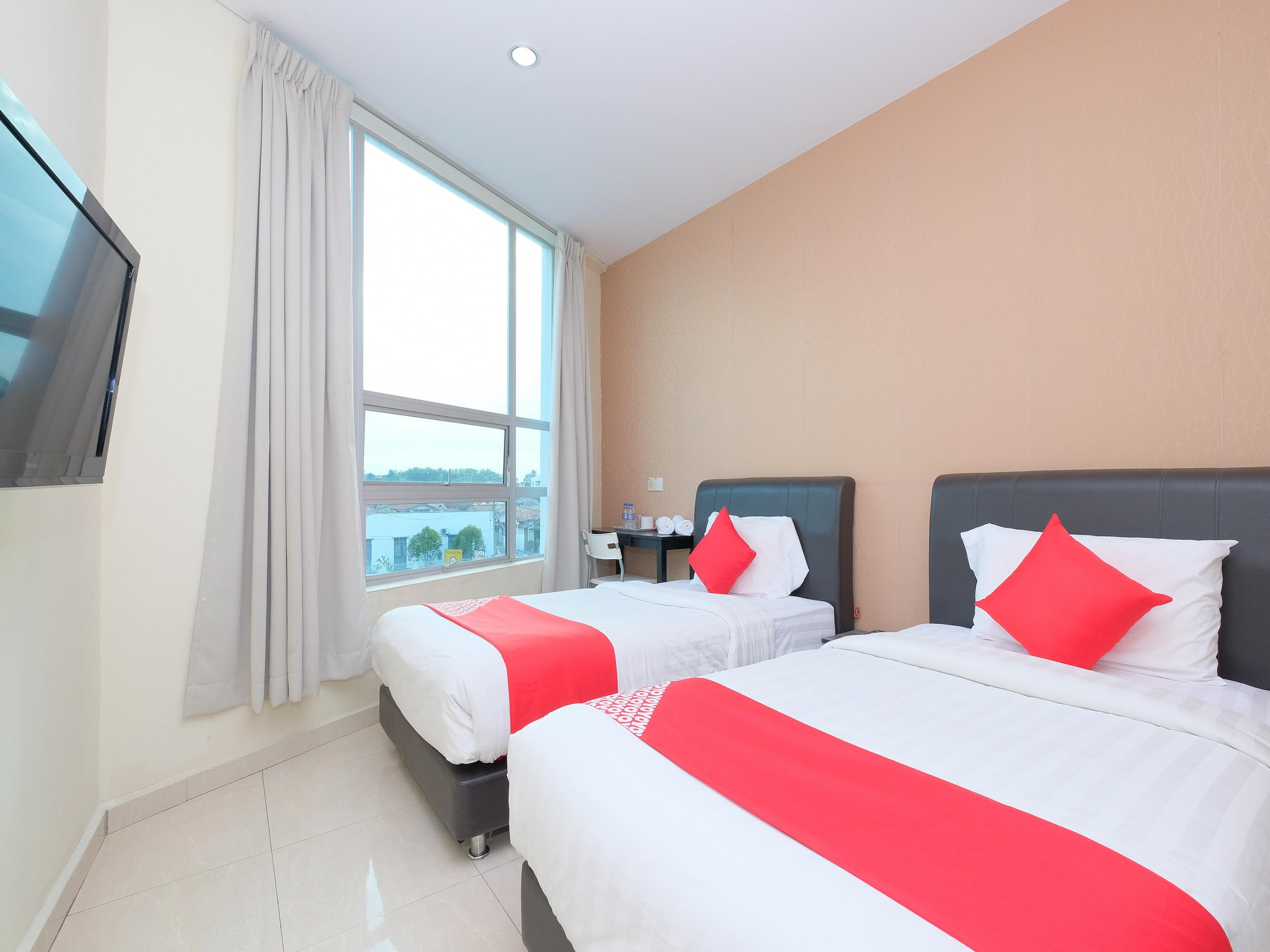 Oyo 89493 Q Hotel Mentakab Mentekab エクステリア 写真
