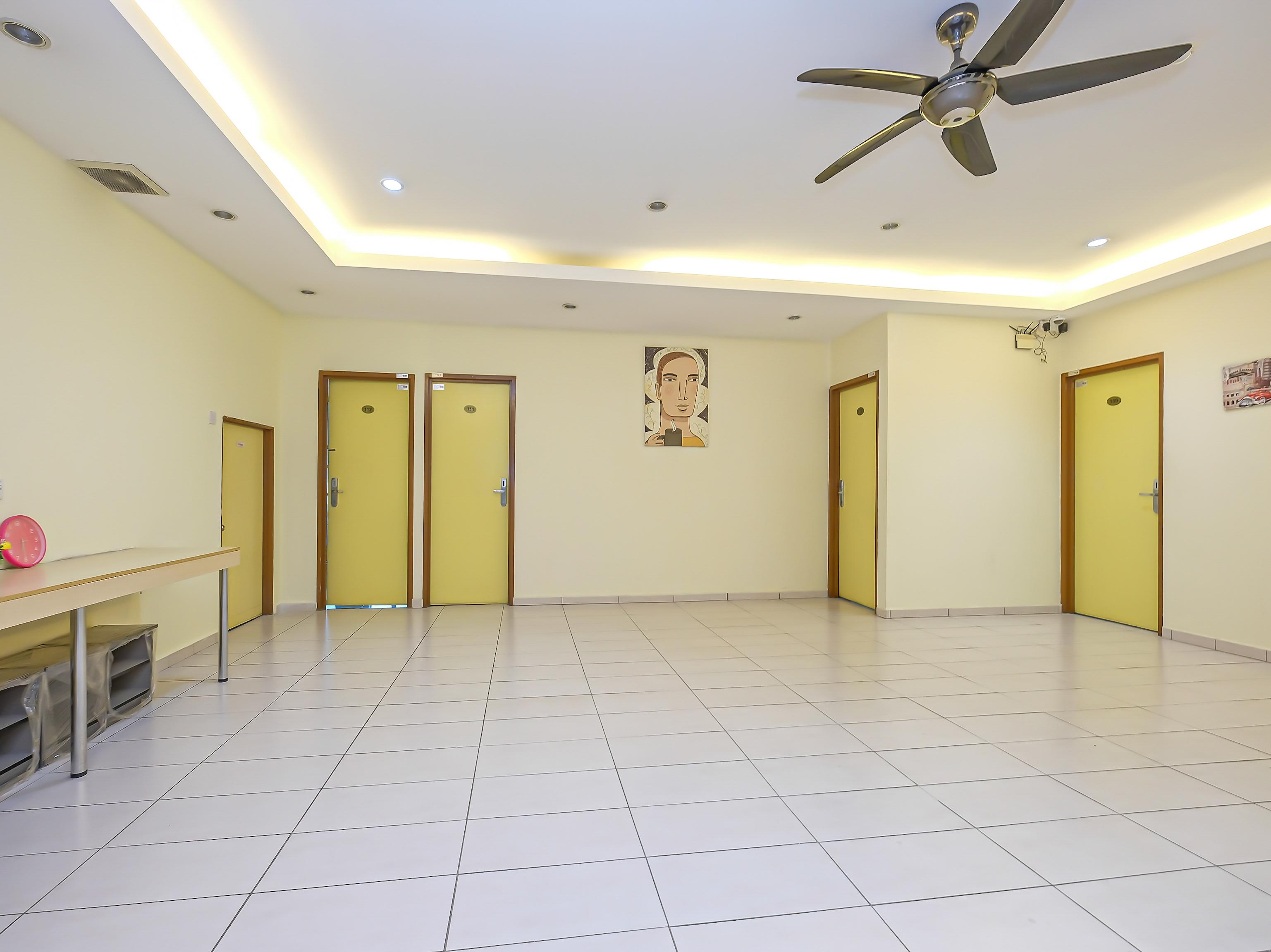 Oyo 89493 Q Hotel Mentakab Mentekab エクステリア 写真
