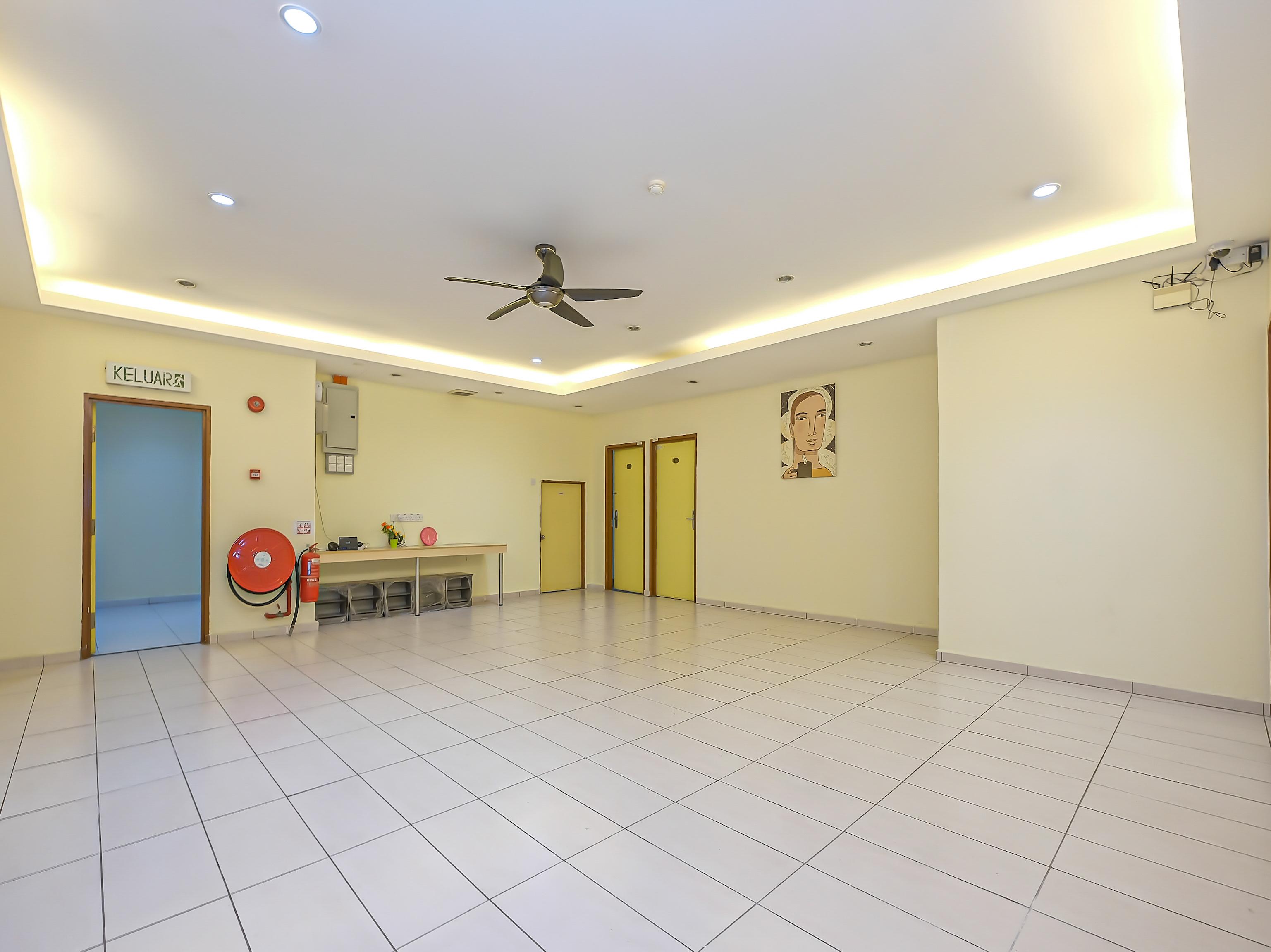 Oyo 89493 Q Hotel Mentakab Mentekab エクステリア 写真