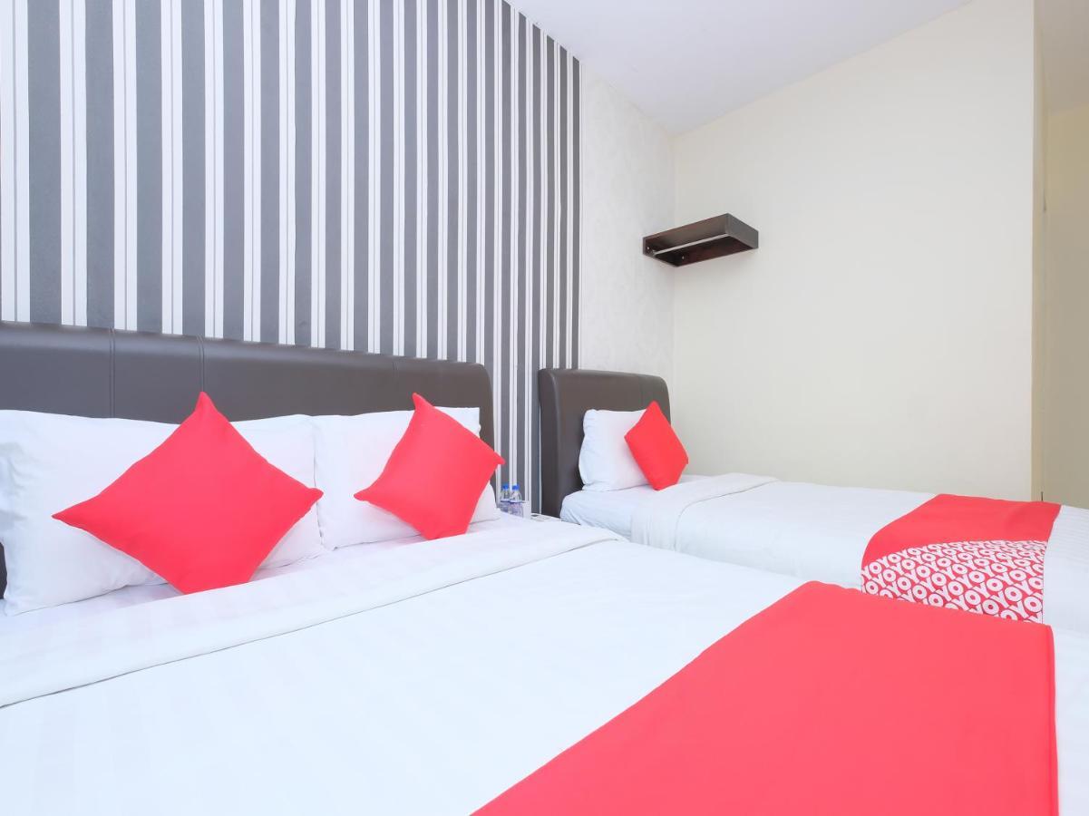 Oyo 89493 Q Hotel Mentakab Mentekab エクステリア 写真